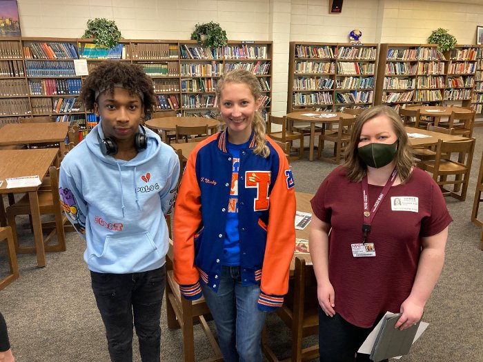 TCHS Seniors Jahunter Jackson and Hope Murphy with NFC Scholarship Coordinator Annabelle Scott 2-25-2021.jpg TCHS seniors Jahunter Jackson and Hope Murphy chat with NFC Scholarship Coordinator Annabelle Scott Feb 25 2021